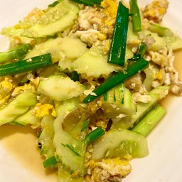 แตงผัดไข่