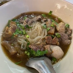 ก๋วยเตี๋ยวเนื้อตุ๋น ครัวคุณภูมิ