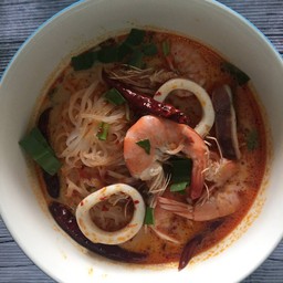 ก๋วยเตี๋ยวต้มยำทะเลน้ำข้น