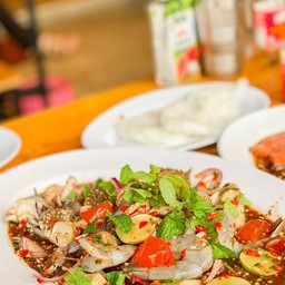 ยำปูม้า+กุ้งสด