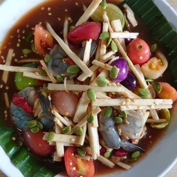 ตำยอดมะพร้าวกุ้งสด(ปลาร้า)