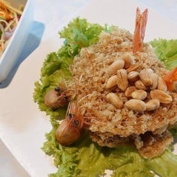 ยำกุ้งฟู