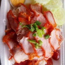 ข้าวหมูแดง