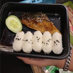 ข้าวหน้าปลาซาบะย่าง เทอริยากิ