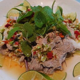 หมูมะนาว