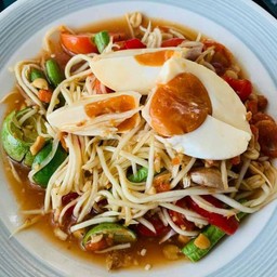 ส้มตำไทยไข่เค็ม