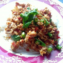 กระเพราไก่