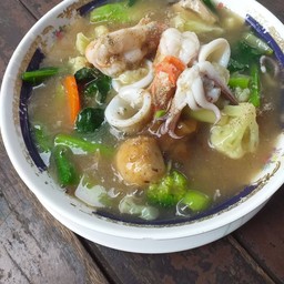 ราดหน้าเส้นใหญ่