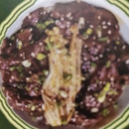 ข้าวหน้าเนื้อสไลด์