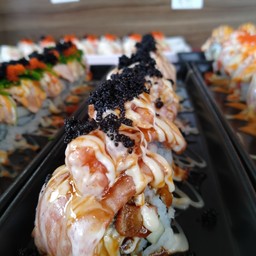 แซลมอนภูเขาไฟระเบิด