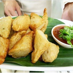 ลูกชิ้นปลาทอด