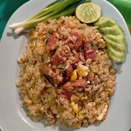 ข้าวผัดแหนม