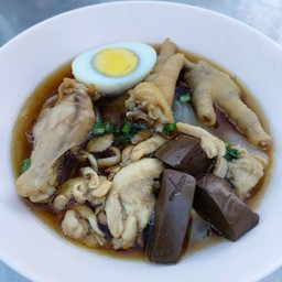 ก๋วยจั๊บไก่