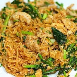 ผัดมาม่า