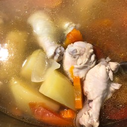 ซุปน่องไก่มันฝรั่ง