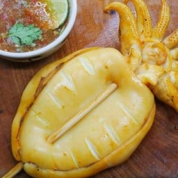 ปลาหมึกแม่ทองใบ ตลาดซอย85