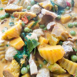 แกงเผ็ดฟักทอง