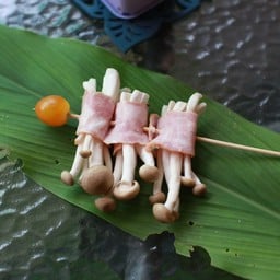 โยชิชานมไข่มุกVS หม่าล่าแอบแซ่บ