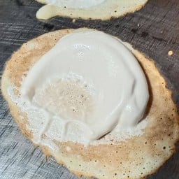 ขนมเบื้องครีม