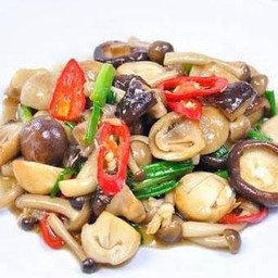 (กับข้าว) ผัดเห็ดรวมน้ำมันหอย