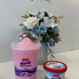 Milkland สาขาตลาดจัมโบ้