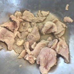 ข หมู,ไก่พะแนง,ผัดผงกะหรี่