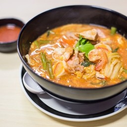 สุกี้น้ำ ทะเล/หมูกรอบ/เนื้อ