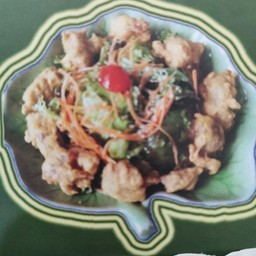 สลัดไก่ทอด