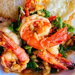 ข้าวกระเพรากุ้ง