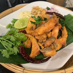 ปลาส้มทรงเครื่อง