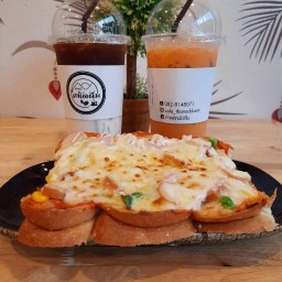 ถนัดดื่มคอฟฟี่