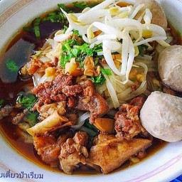 ก๋วยเตี๋ยวลูกชิ้นเนื้อเปื่อย