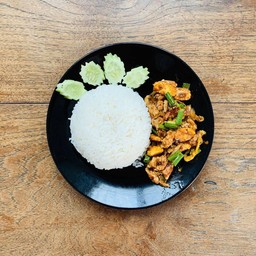 ข้าวผัดพริกเผา