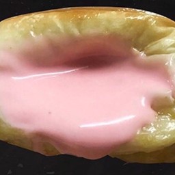 นมสดสตอเบอรี่