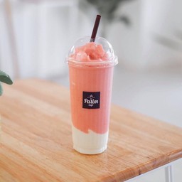 โยเกริ์ตสตรอเบอรี่ปั่น