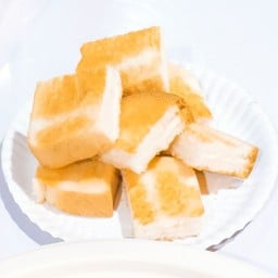ขนมปัง