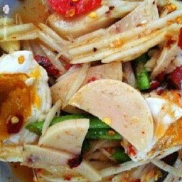 ตำปูปลาร้าหมูยอ