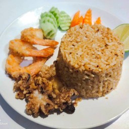 พ่อค้าโพนี่