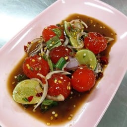 ยำลาวไข่แดง