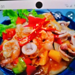 ผัดเปรี้ยวหวาน ทะเลเป็นกับข้าว