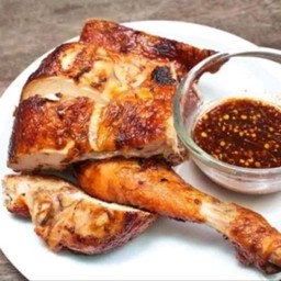 ไก่ย่างครึ่งตัว