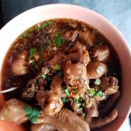 ก๋วยเตี๋ยวข้อ ขา ไก่