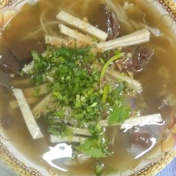 ร้านอาหารตามสั่งและก๋วยจั๊บญวน ธรรมรส -