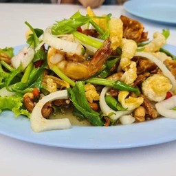 ยำ 3 กรอบ