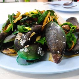 หอยแมลงภู่อบ