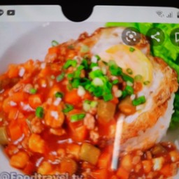 ไข่ระเบิดซอส ราดข้าว