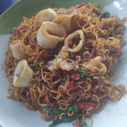 บ้านไม้อาหารตามสั่ง