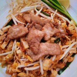 ผัดไทยหมู