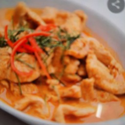 พะแนงไก่ กับข้าว