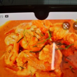 พะแนงกุ้งเป็นกับข้าว